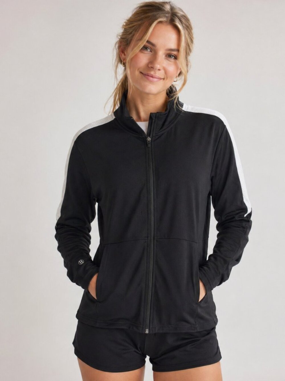 Holloway Ladies Crosstown Jacket Large Black White Full Zip Sporty Athleisure‎